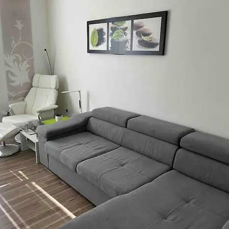 Apartmantonki V Centre Mesta Apartment Piest'any
